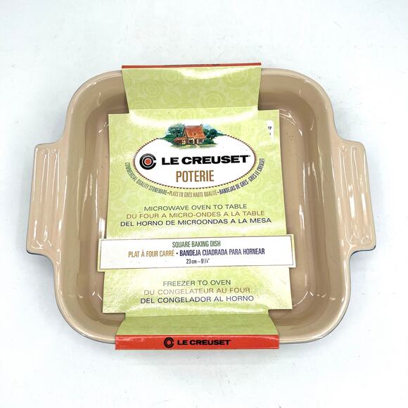Le Creuset Other - Le Creuset 9.25” square baking dish